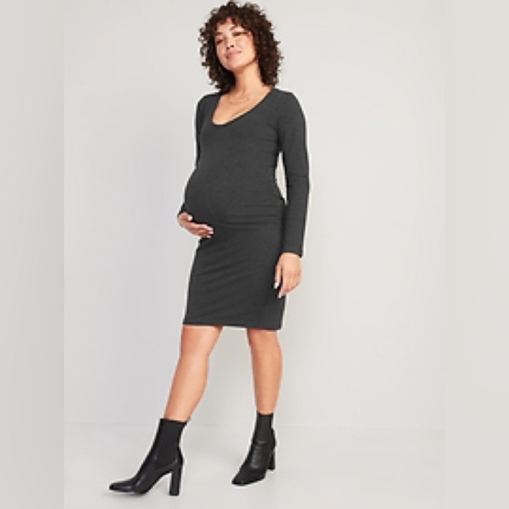 Maternity Long-Sleeve Jersey-Knit Bodycon Dress